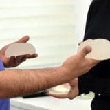 Schimbare implanturi mamare